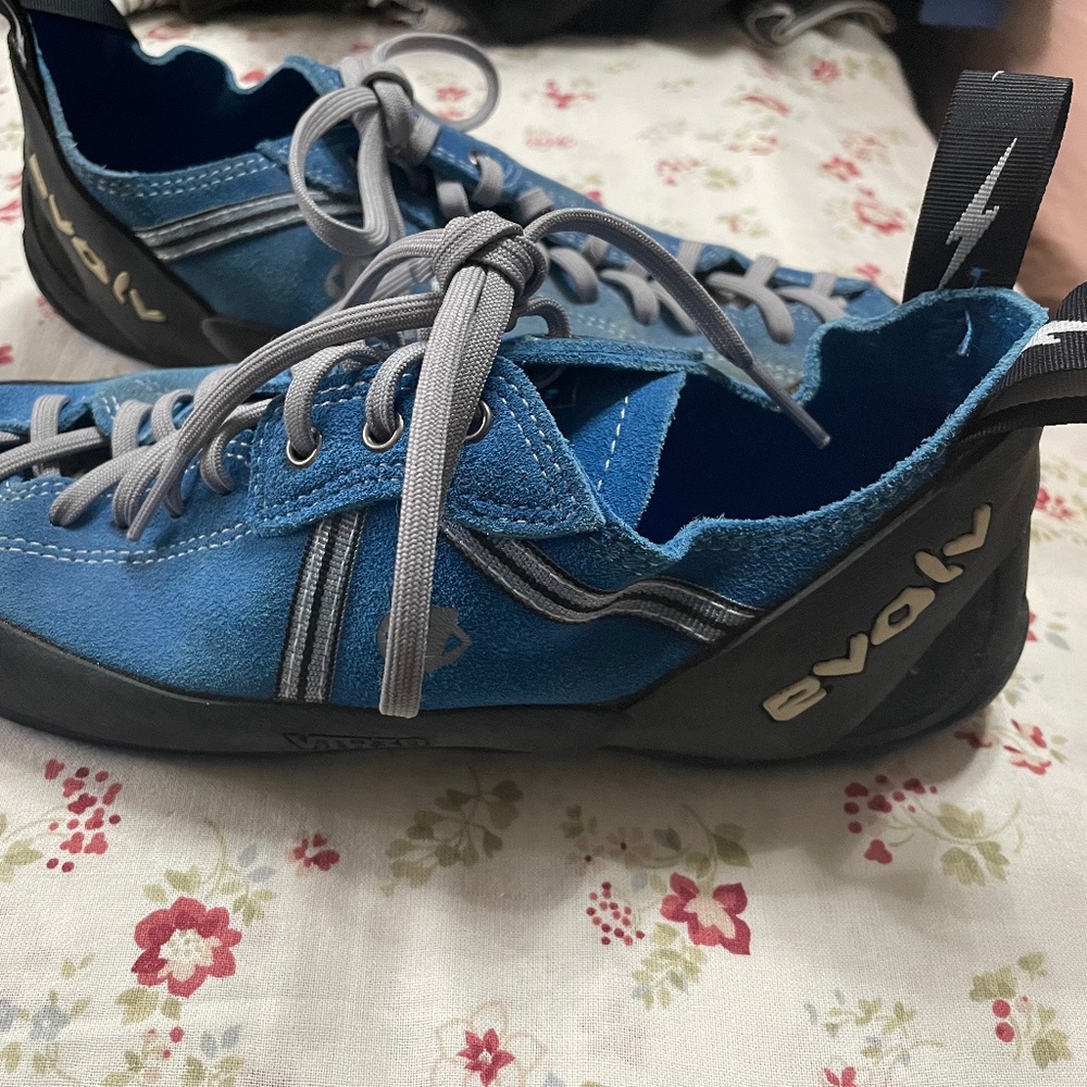 Evolv (Size 11)